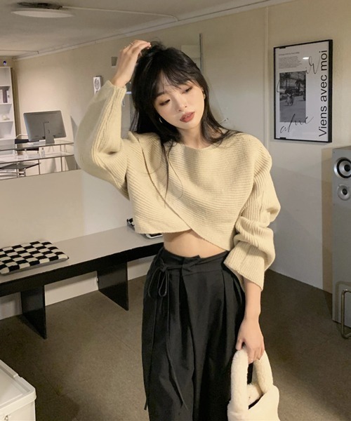 HALEY PESCA（ヘーリーペスカ）の「HALEY PESCA/ショート丈 カシュクールニット トップス（ニット/セーター・レディース・アイボリー/ブラック/グレー・FREE）」の12枚目の写真