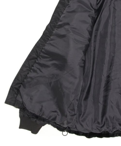 ８(eight)（エイト）の「ファー切替ＭＡー1ジャケット（MA-1・メンズ・アイボリー/カーキ/ブラック・MEDIUM/LARGE）」の4枚目の写真