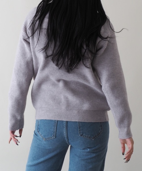 Vipoa(ヴィポア)の「シンプルオーバーモックネックニットトップス(ニット/セーター・レディース・グレー/ブルー/パープル/イエロー・FREE)」の9枚目の写真