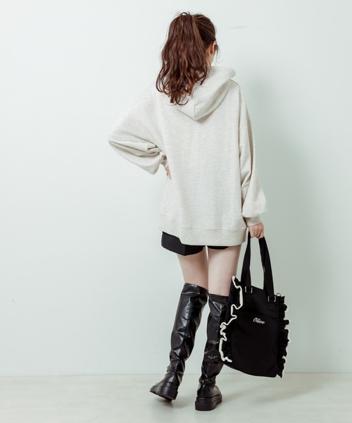 OLIVE des OLIVE(オリーブデオリーブ)の「刺繍ロゴフーディチュニック(パーカー・レディース・ネイビー/オートミール/ピンク/オフホワイト・FREE)」の12枚目の写真