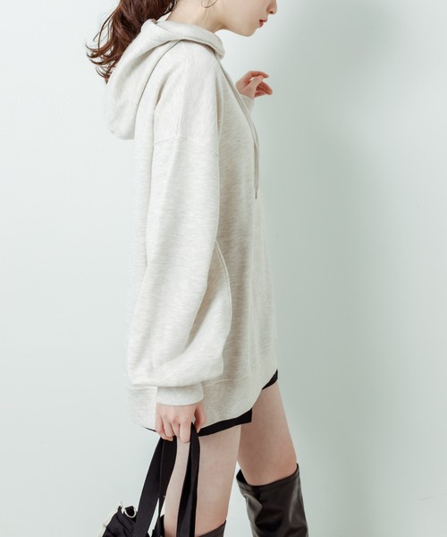 OLIVE des OLIVE(オリーブデオリーブ)の「刺繍ロゴフーディチュニック(パーカー・レディース・ネイビー/オートミール/ピンク/オフホワイト・FREE)」の14枚目の写真