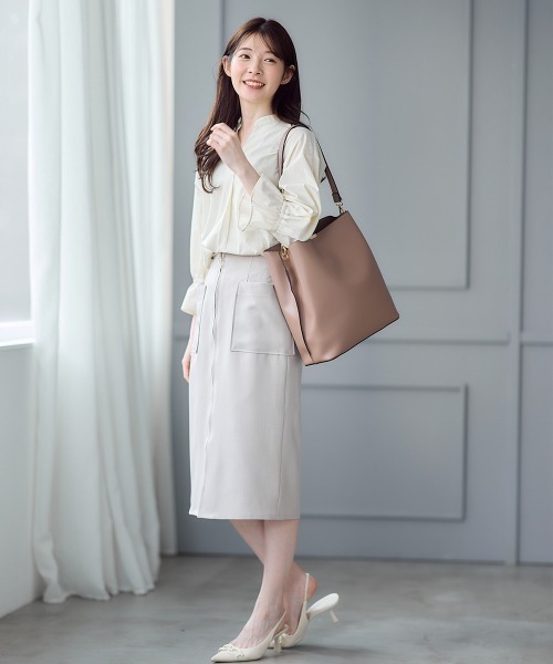 12Twelve Agenda（トゥエルブ　アジェンダ）の「【再入荷】軽量２ｗａｙハンドルスクエアＡ４バッグ（トートバッグ・レディース・ベージュ/ブラック/グレイッシュベージュ/チャコールグレー/ブラウン/ライトグレー/ライトベージュ・FREE）」の14枚目の写真