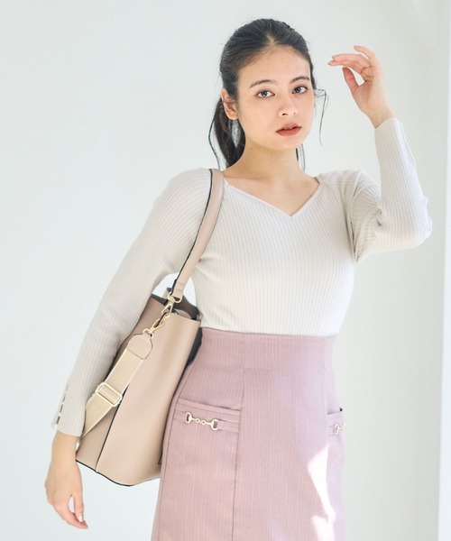 12Twelve Agenda（トゥエルブ　アジェンダ）の「【再入荷】軽量２ｗａｙハンドルスクエアＡ４バッグ（トートバッグ・レディース・ベージュ/ブラック/グレイッシュベージュ/チャコールグレー/ブラウン/ライトグレー/ライトベージュ・FREE）」の16枚目の写真