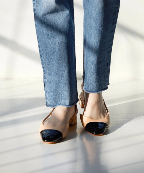 SLOBE IENA(スローブイエナ)の「《追加》SLOBE バックストラップパンプス(パンプス・レディース・ベージュ/ブラック・22.5cm/23cm/23.5cm/24cm/24.5cm/25cm)」の18枚目の写真