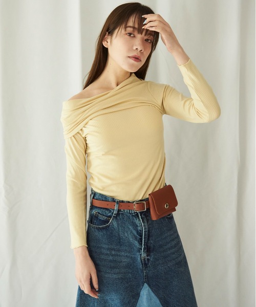 lit.Cy(リットシー)の「lit.Cy 2wayアシメオフショルリブカットソー 長袖(Tシャツ/カットソー・レディース・パープル/イエロー/ブラック・FREE)」の3枚目の写真