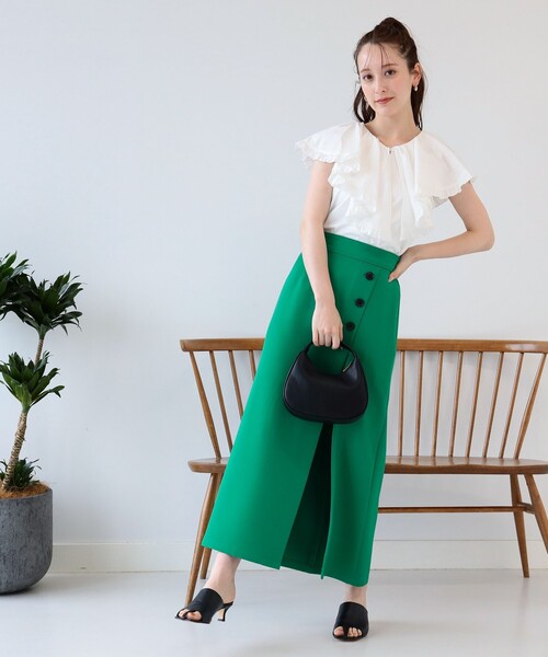 Ray BEAMS（レイビームス）の「Ray BEAMS / ビッグ ラッフルカラー プルオーバー（Tシャツ/カットソー・レディース・ブラック/ホワイト・ONE SIZE）」の4枚目の写真