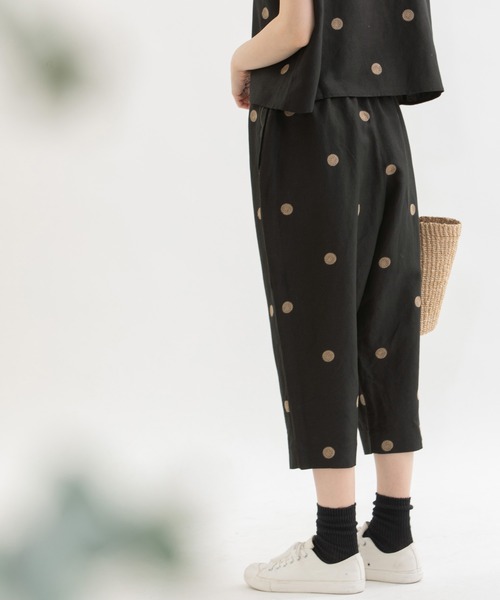 nop de nod（ノップドゥノッド）の「Pomme リネンレーヨンPolka刺繍