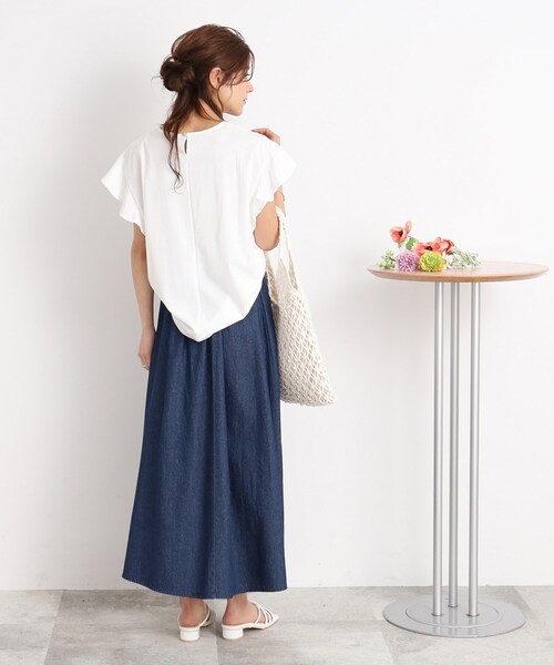 DRESKIP（ドレスキップ）の「◆【接触冷感】女性らしく好印象◎お袖ラッフル トップス（Tシャツ/カットソー・レディース・ブラック/ライトベージュ/ライトブルー/オフホワイト・02/03/04）」の8枚目の写真