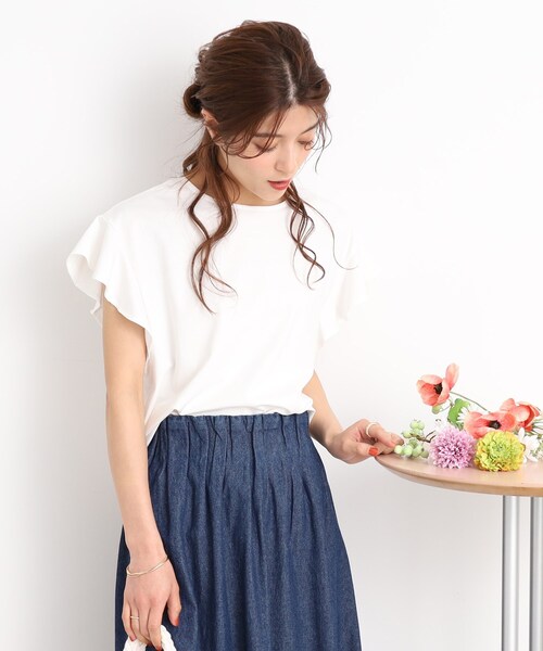 DRESKIP（ドレスキップ）の「◆【接触冷感】女性らしく好印象◎お袖ラッフル トップス（Tシャツ/カットソー・レディース・ブラック/ライトベージュ/ライトブルー/オフホワイト・02/03/04）」の9枚目の写真