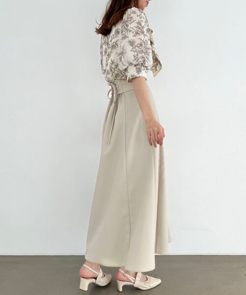 MAJESTIC LEGON(マジェスティックレゴン)の「ハーフスリーブボウタイブラウス(シャツ/ブラウス・レディース・A/ホワイト系その他2/ブルー系その他2/アイボリー・MEDIUM)」の7枚目の写真