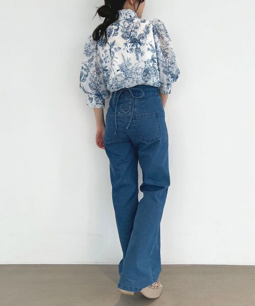 MAJESTIC LEGON(マジェスティックレゴン)の「ハーフスリーブボウタイブラウス(シャツ/ブラウス・レディース・A/ホワイト系その他2/ブルー系その他2/アイボリー・MEDIUM)」の16枚目の写真