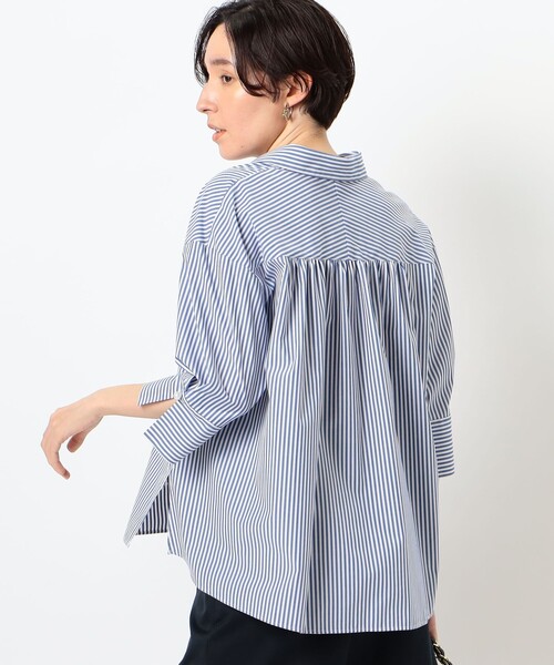 NOLLEY’S Sophi(ノーリーズソフィ)の「パール釦スキッパーシャツ(シャツ/ブラウス・レディース・ホワイト系その他4/サックスブルー/ホワイト・38)」の21枚目の写真