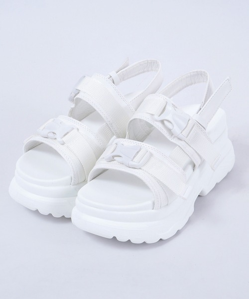 Figments(フィグメンツ)の「ボリュームソールサンダル(サンダル・レディース・ブラック/ホワイト・SMALL/MEDIUM)」の17枚目の写真