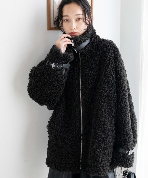 WEGO（ウィゴー）の「WEGO/ボアフライトジャケット（ブルゾン・レディース・ブラック/ライトベージュ・FREE）」の8枚目の写真