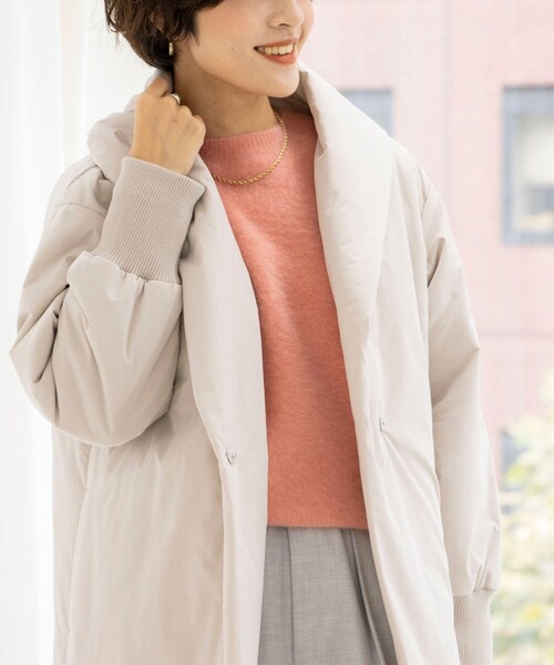 NOLLEY’S(ノーリーズ)の「ショールカラー中綿コート(その他アウター・レディース・グレイッシュベージュ/ダークネイビー・FREE)」の9枚目の写真