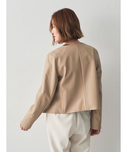 YECCA VECCA(イェッカヴェッカ)の「ノーカラーライダースジャケット(ライダースジャケット・レディース・チャコールグレー/ベージュ・FREE)」の8枚目の写真