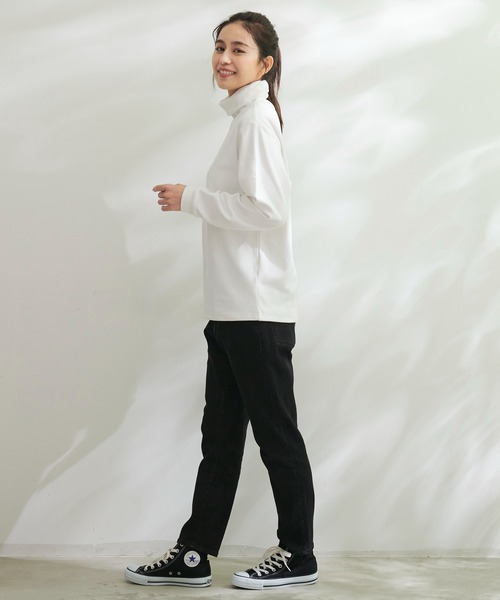 Arnold Palmer(アーノルドパーマー)の「ベアスムース シェア タートルネック(Tシャツ/カットソー・レディース・ホワイト/ブラック/チャコールグレー・M/L/S/LL/XS)」の8枚目の写真