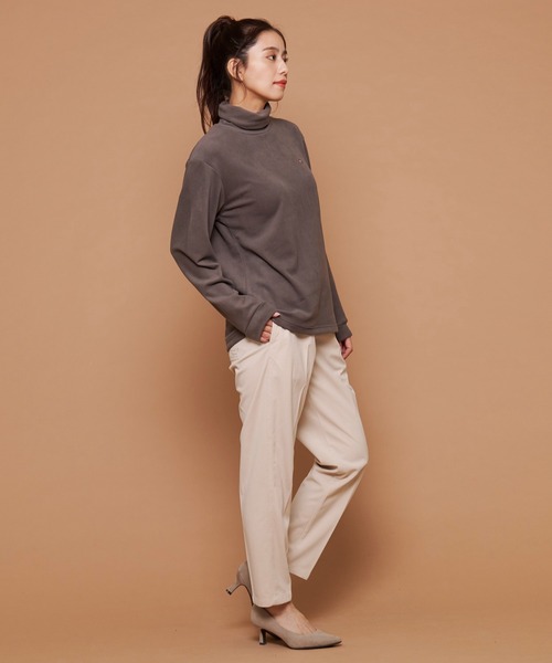 Arnold Palmer(アーノルドパーマー)の「ベアスムース シェア タートルネック(Tシャツ/カットソー・レディース・ホワイト/ブラック/チャコールグレー・M/L/S/LL/XS)」の16枚目の写真