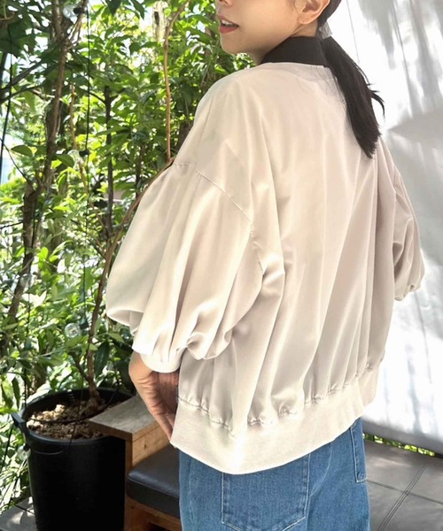 AVIE(アビィ)の「ディファレントファブリックジャケット(テーラードジャケット・レディース・ベージュ/ブラック・38)」の15枚目の写真