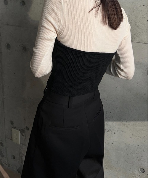 y/m by RIKA（イムバイリカ）の「ニットビスチェ（ニット/セーター・レディース・ブラック・FREE）」の2枚目の写真