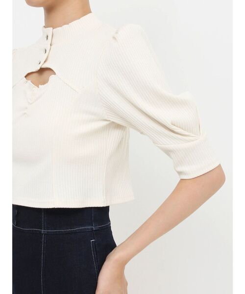 EATME(イートミー)の「ビジューボタンデコルテリブTOP(ニット/セーター・レディース・ブラック/ベージュ/グレー・FREE)」の10枚目の写真