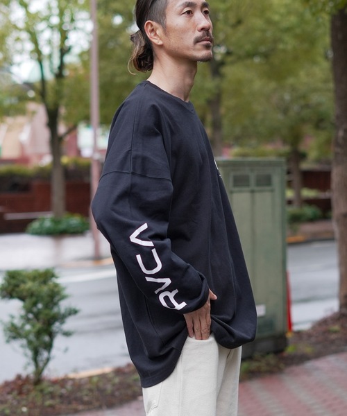 RVCA(ルーカ)の「RVCA メンズ UP STATE LS TEE ロングスリーブTシャツ/ルーカビッグサイズスクエアデザインブランドロゴロングスリーブカットソー(Tシャツ/カットソー・メンズ・ホワイト/ブラック/カーキ・MEDIUM/LARGE/X-LARGE/SMALL)」の12枚目の写真
