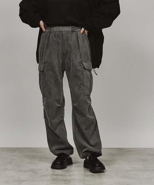 tk.TAKEO KIKUCHI（ティーケータケオキクチ）の「◆デニムカーゴパンツ（デニムパンツ・レディース・オフホワイト/チャコールグレー/ライトブルー・66）」の14枚目の写真