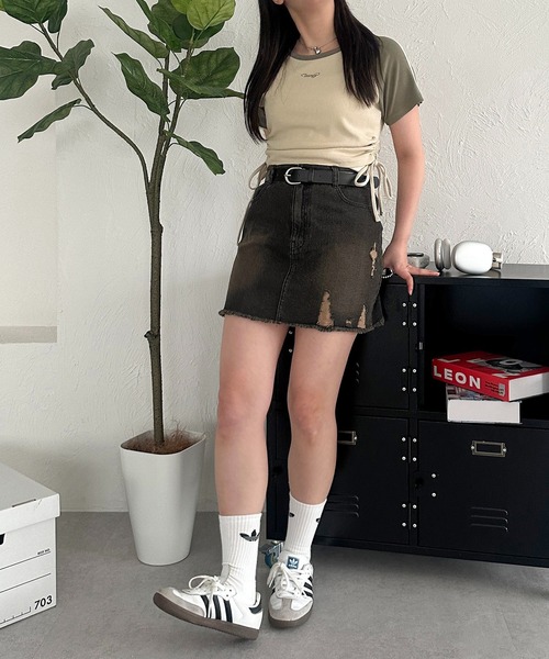 apres jour mignon（アプレジュールミニョン）の「オーバーダイデニムスカート【ZOZOTOWN限定アイテム】（デニムスカート・レディース・ライトブルー/ブラック系その他・X-LARGE/フリー）」の8枚目の写真