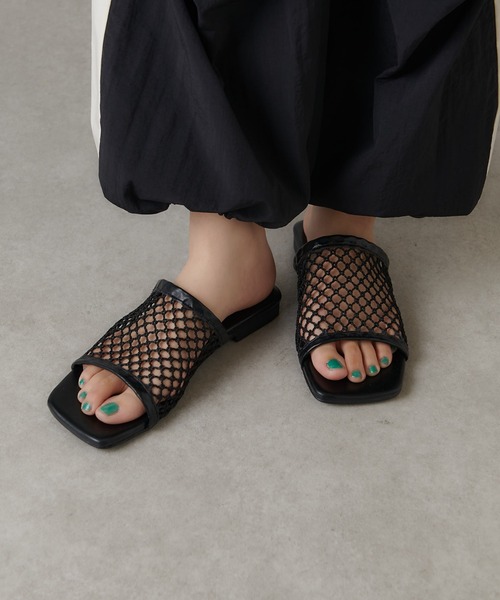 Lui's（ルイス）の「メッシュフラットサンダル（サンダル・レディース・ブラック・24.5/23.5）」の7枚目の写真