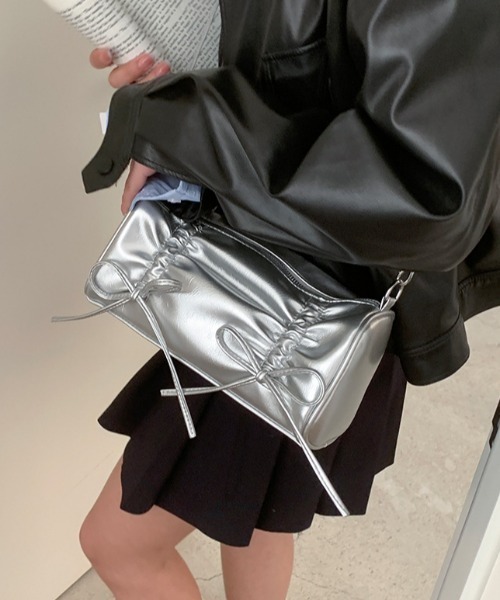 LAC-VERT(ラック・ヴェール)の「リボンギャザーショルダーバッグ(ショルダーバッグ・レディース・ブラック/シルバー/イエロー/ホワイト/ピンク・FREE)」の20枚目の写真