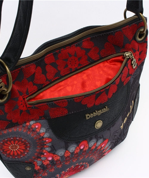 Desigual（デシグアル）の「「Desigual/デシグアル」カラフルポシェット（ショルダーバッグ・レディース・レッド・ONE SIZE）」の10枚目の写真