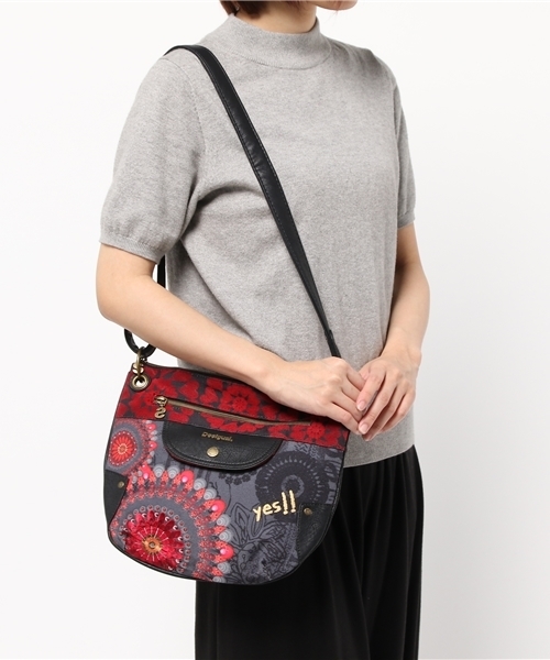 Desigual（デシグアル）の「「Desigual/デシグアル」カラフルポシェット（ショルダーバッグ・レディース・レッド・ONE SIZE）」の12枚目の写真