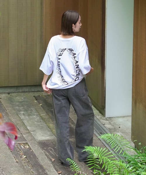 RVCA(ルーカ)の「RVCA メンズ 【AZUL】 CRUSH CIRCLE TEE Tシャツ 【2024年夏モデル】/ルーカアズールコラボ半袖Tシャツ(Tシャツ/カットソー・メンズ・ブラック/ホワイト・FREE)」の8枚目の写真