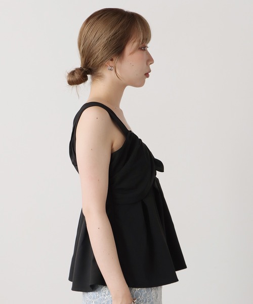 AO2(アオズ)の「Asymmetric design bustier / アシンメトリーデザインビスチェ(シャツ/ブラウス・レディース・ベージュ/ホワイト/ブラック/ホワイト系その他・FREE)」の11枚目の写真