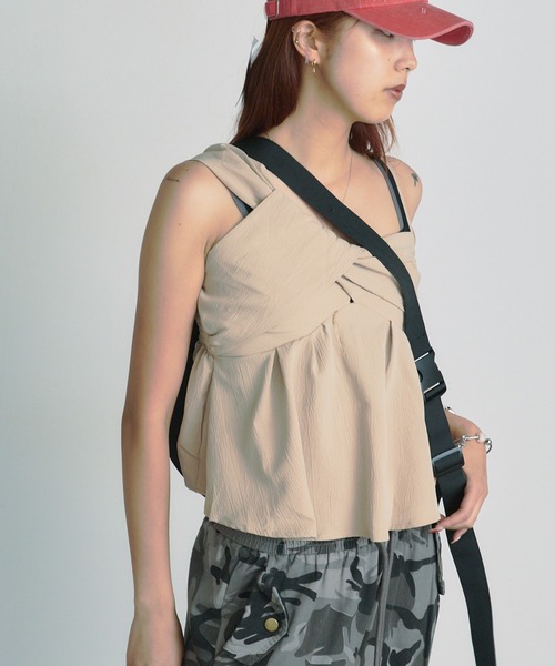 AO2(アオズ)の「Asymmetric design bustier / アシンメトリーデザインビスチェ(シャツ/ブラウス・レディース・ベージュ/ホワイト/ブラック/ホワイト系その他・FREE)」の19枚目の写真