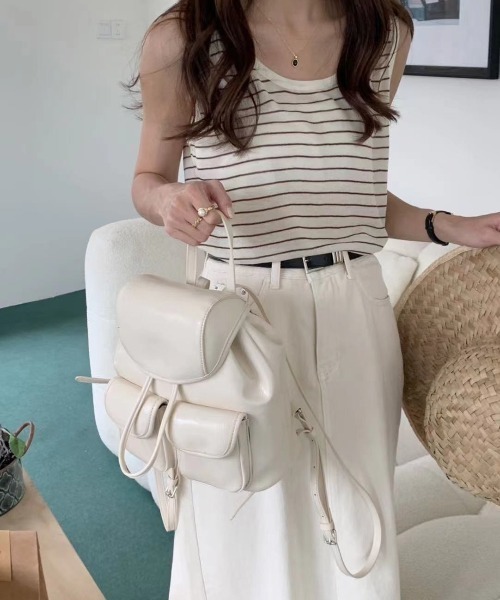 sakishimatokyo（サキシマトーキョー）の「フェイクレザー コンパクトリュック/バックパック/合皮（バックパック/リュック・レディース・ブラック/シルバー/ホワイト・FREE）」の2枚目の写真