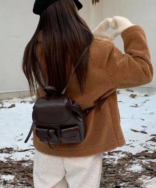 sakishimatokyo（サキシマトーキョー）の「フェイクレザー コンパクトリュック/バックパック/合皮（バックパック/リュック・レディース・ブラック/シルバー/ホワイト・FREE）」の6枚目の写真