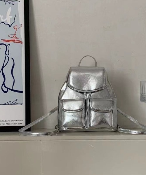 sakishimatokyo（サキシマトーキョー）の「フェイクレザー コンパクトリュック/バックパック/合皮（バックパック/リュック・レディース・ブラック/シルバー/ホワイト・FREE）」の20枚目の写真