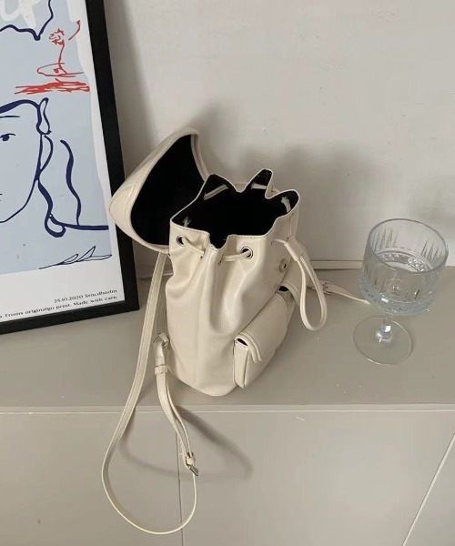 sakishimatokyo（サキシマトーキョー）の「フェイクレザー コンパクトリュック/バックパック/合皮（バックパック/リュック・レディース・ブラック/シルバー/ホワイト・FREE）」の17枚目の写真