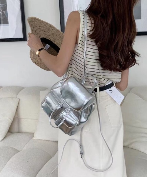 sakishimatokyo（サキシマトーキョー）の「フェイクレザー コンパクトリュック/バックパック/合皮（バックパック/リュック・レディース・ブラック/シルバー/ホワイト・FREE）」の14枚目の写真