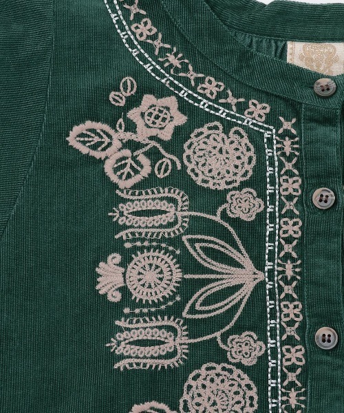 チチカカ（チチカカ）の「Rico メヒコフラワー刺繍コーデュロイプルオーバー（シャツ/ブラウス・レディース・グレー/ブラック/グリーン・FREE）」の22枚目の写真