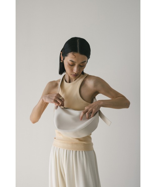 STYLEMIXER（スタイルミキサー）の「【ベストセラー】マンドリンミニショルダーバッグ（ショルダーバッグ・レディース・ブラック/ホワイト/シルバー・FREE）」の12枚目の写真