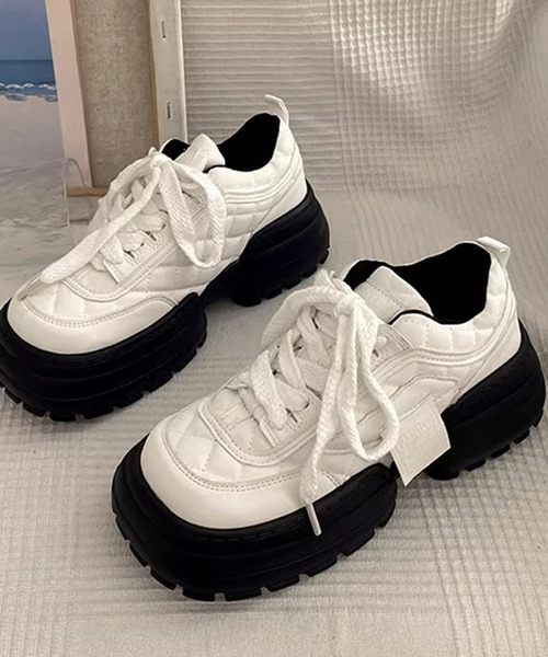 teatトントンミー セール】キルティング ボリューム 厚底 スニーカー（スニーカー
