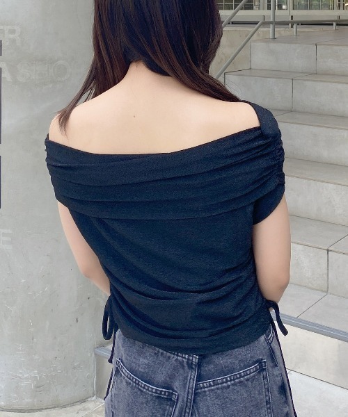 INGNI（イング）の「サイドギャザーオフショルラメトップス（Tシャツ/カットソー・レディース・シルバー系6/ブラック系その他6・M）」の5枚目の写真