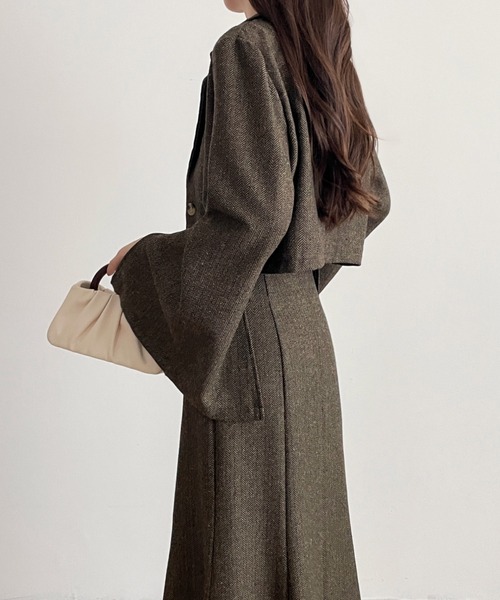 ABITOKYO（アビトーキョー）の「ツーイド袖スリットショート丈テーラージャケット＆マーメイドスカートセットアップ（セットアップ・レディース・ブラック/ブラウン系その他/レッド系その他/ブラウン/カーキ/ベージュ・S/M）」の22枚目の写真