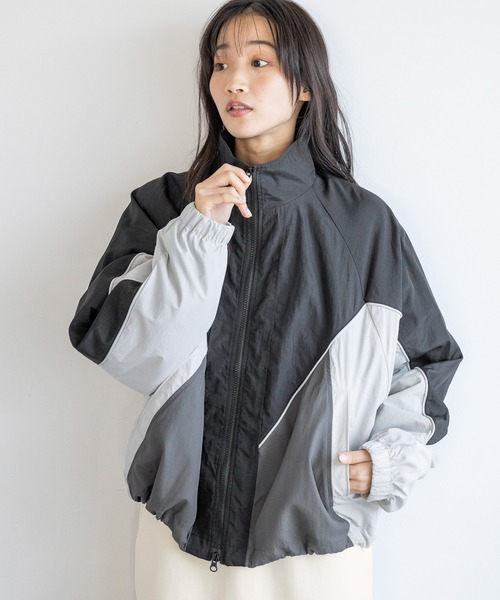 【LOWRYS FARM】umbro ナイロンブルゾン LOWRYS FARMがイギリス生まれのフットボールブランドUMBROとの