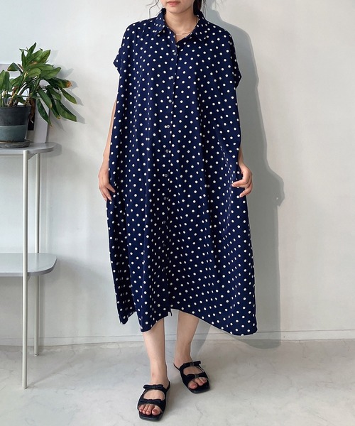 AS KNOW AS plus（アズノゥアズプラス）の「タックショルダーシャツ