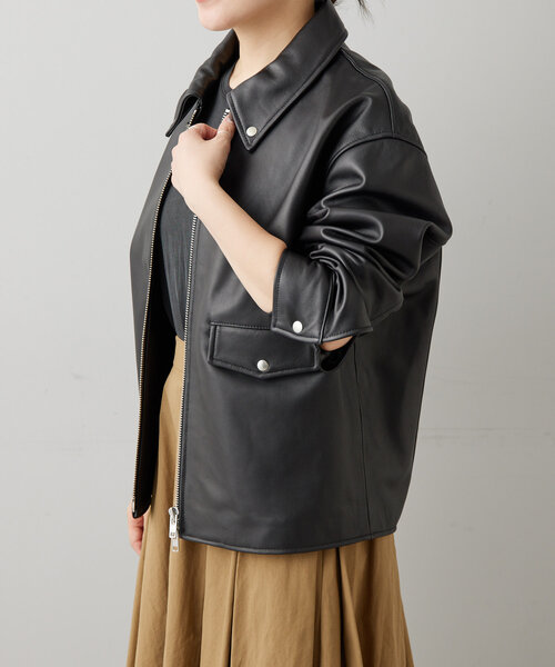 ear PAPILLONNER（イアパピヨネ）の「《羊革》ライダースジャケット