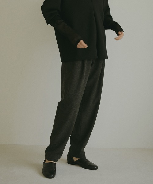 セール】MELANGE TAPERED PANTS（スラックス）｜MANOF（マノフ