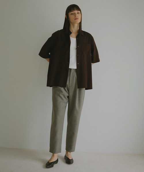 MANOF(マノフ)の「MELANGE TAPERED PANTS(スラックス・レディース・ベージュ/チャコールグレー・S/M)」の11枚目の写真